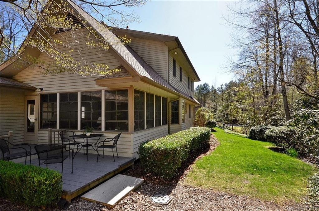 746 Deerlake Road - Photo 11
