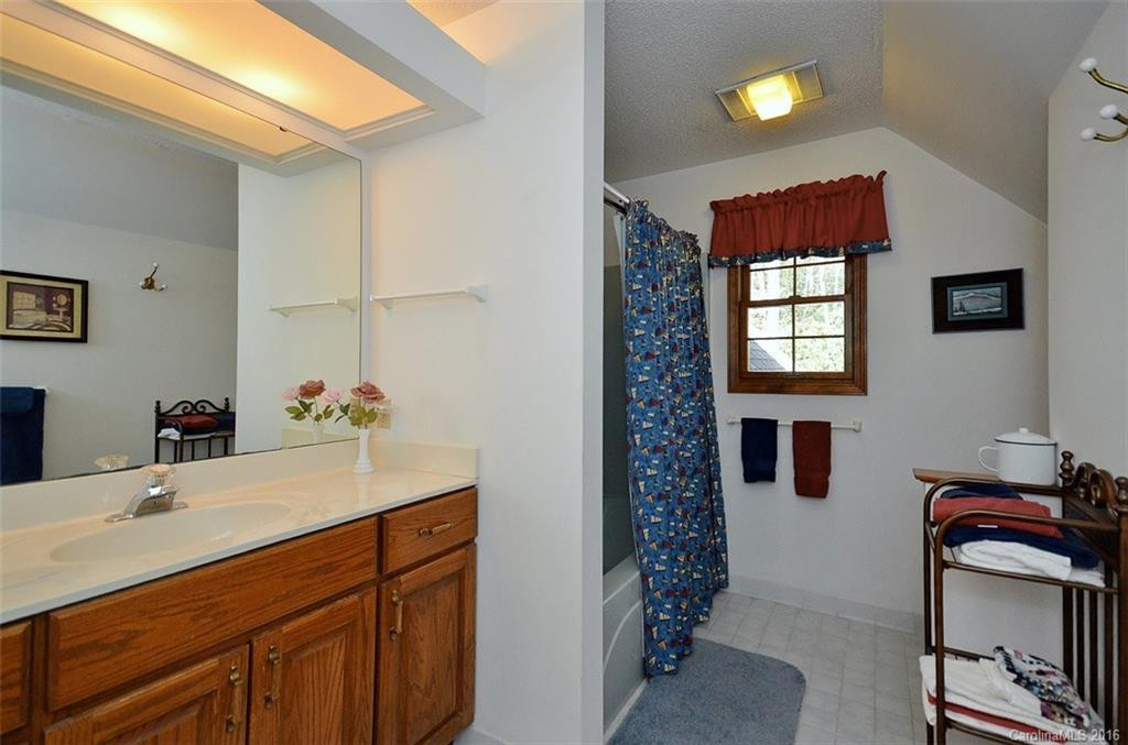 746 Deerlake Road - Photo 17