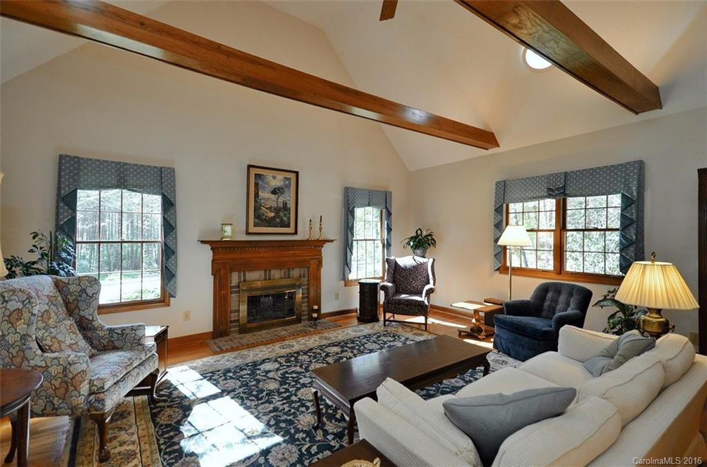 746 Deerlake Road - Photo 5