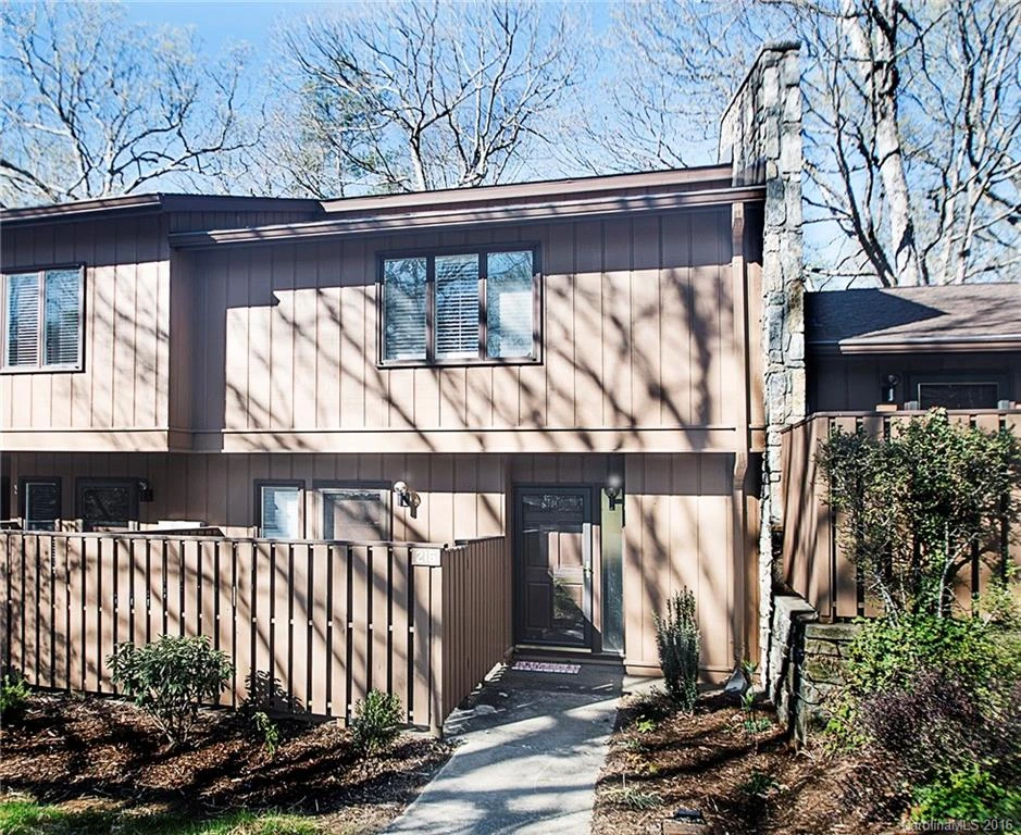 216 Crowfields Drive #E4