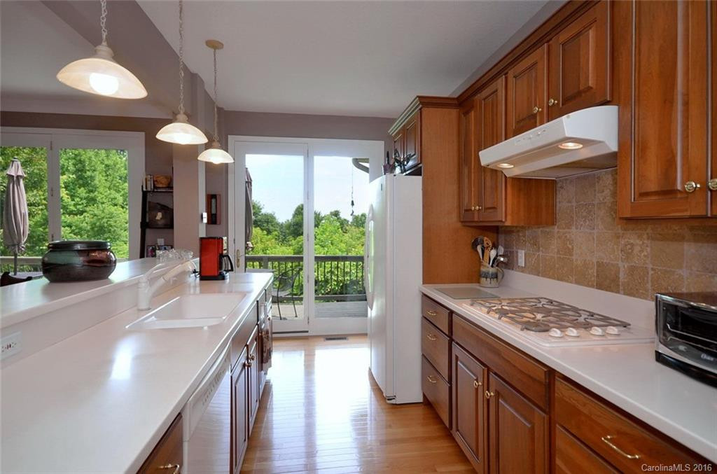 169 Gateway Drive - Photo 5