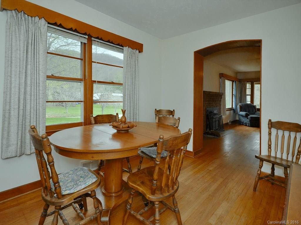 279 Curtis Creek Road - Photo 5