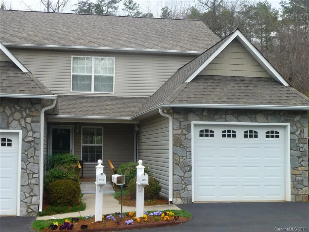 203 Waters Edge Drive #203