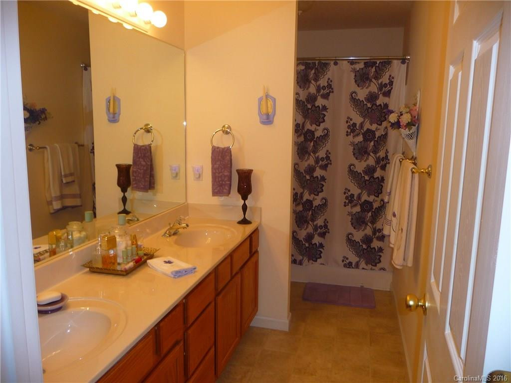 203 Waters Edge Drive #203 - Photo 12