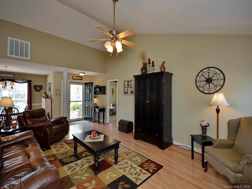 125 Sunberry Trail - Photo 3
