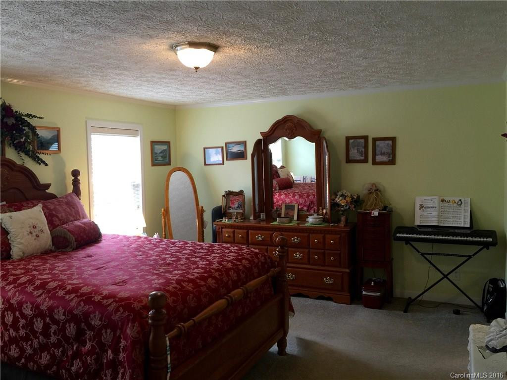 98 Liberty Drive - Photo 6
