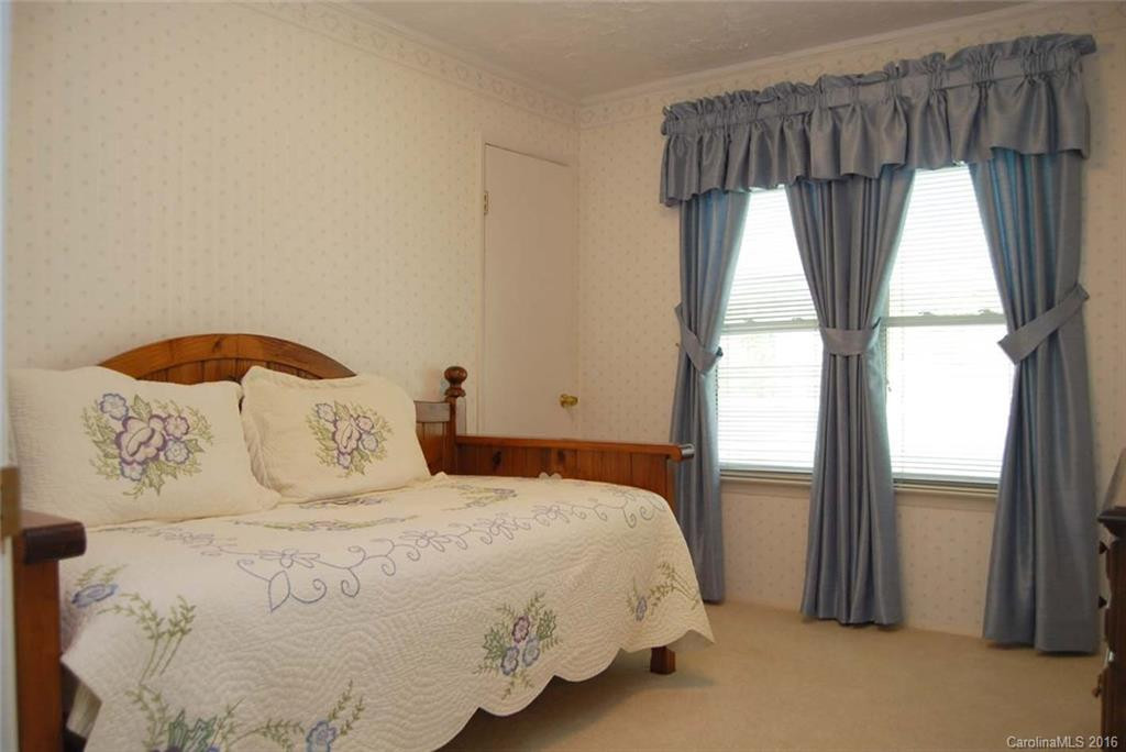 161 Wilson Drive - Photo 16
