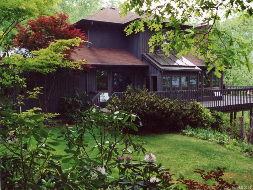 215 Sondley Drive