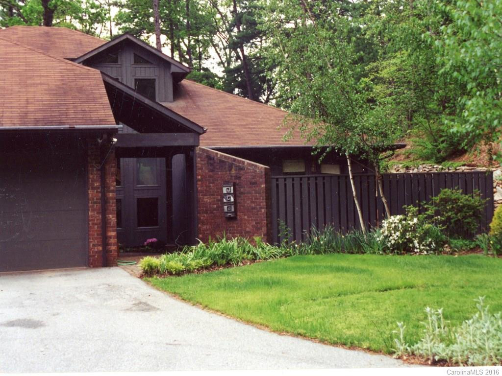 215 Sondley Drive - Photo 2