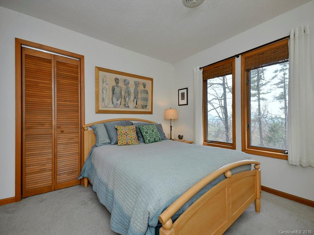215 Sondley Drive - Photo 15