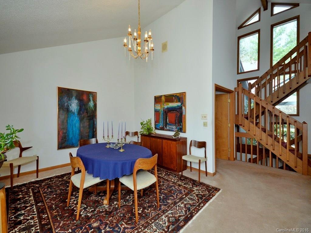 215 Sondley Drive - Photo 10