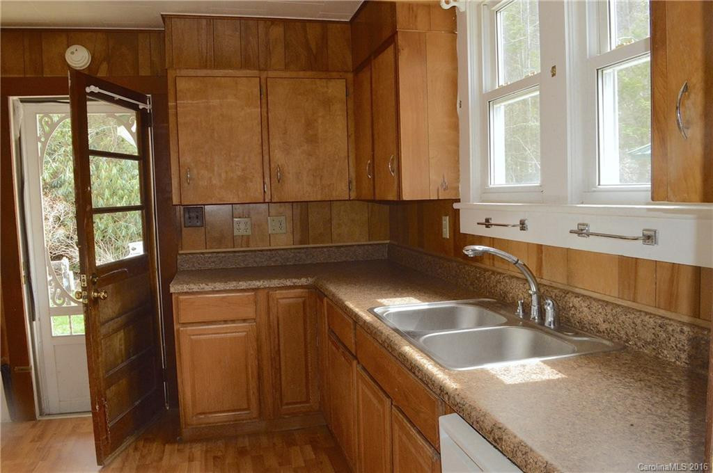 399 Caldwell Drive - Photo 8