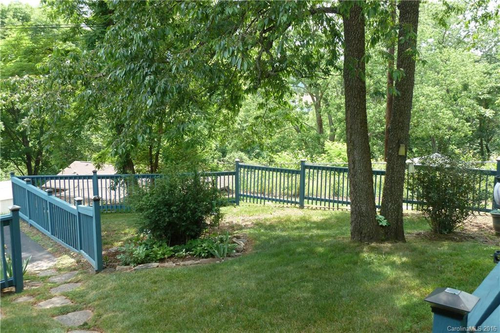 50 Vine Street - Photo 21