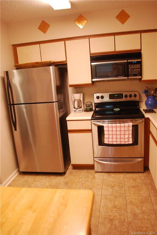 905 Abbey Circle #905 - Photo 5