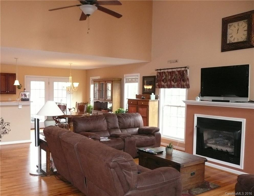 68 Locust Meadow Lane - Photo 5