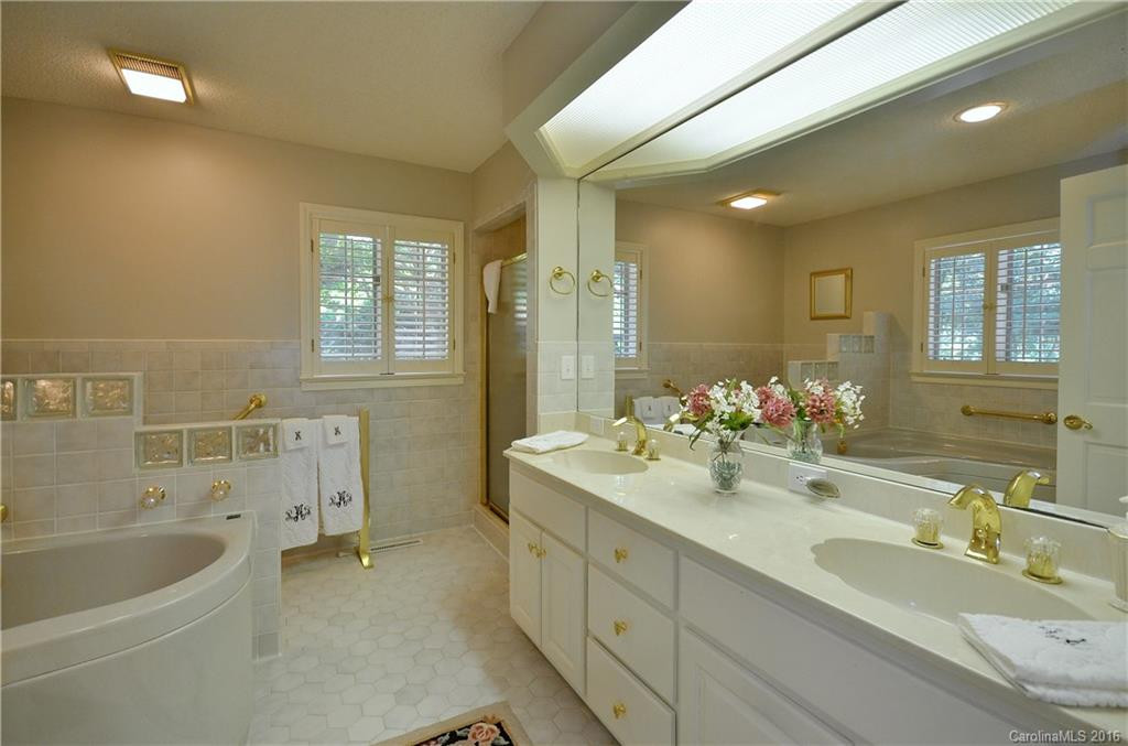 526 Laurel Ridge Drive - Photo 16