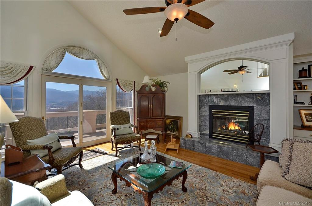 526 Laurel Ridge Drive - Photo 4