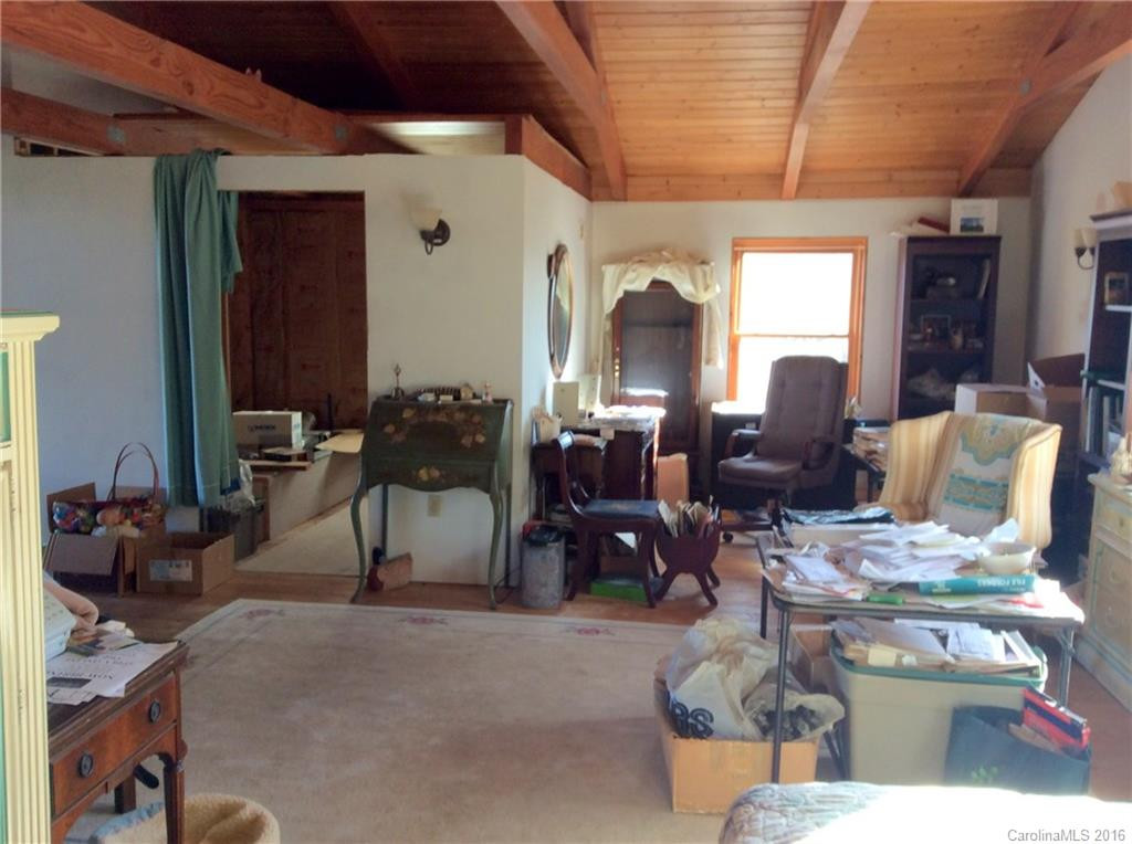 5895 Pinnacle Mountain Road - Photo 16