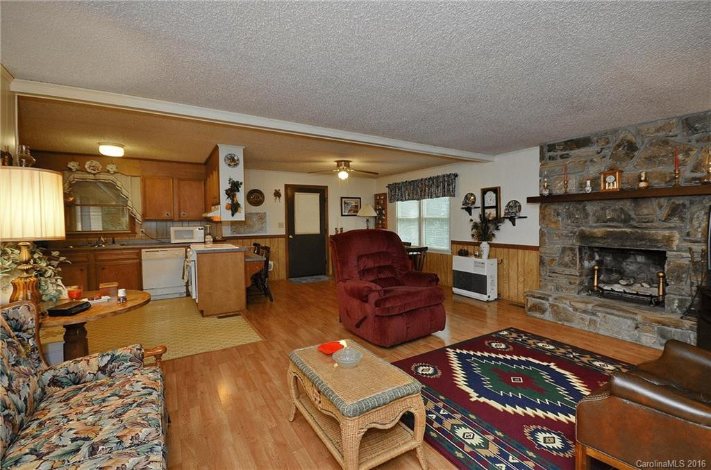 89 Woodfern Drive - Photo 3