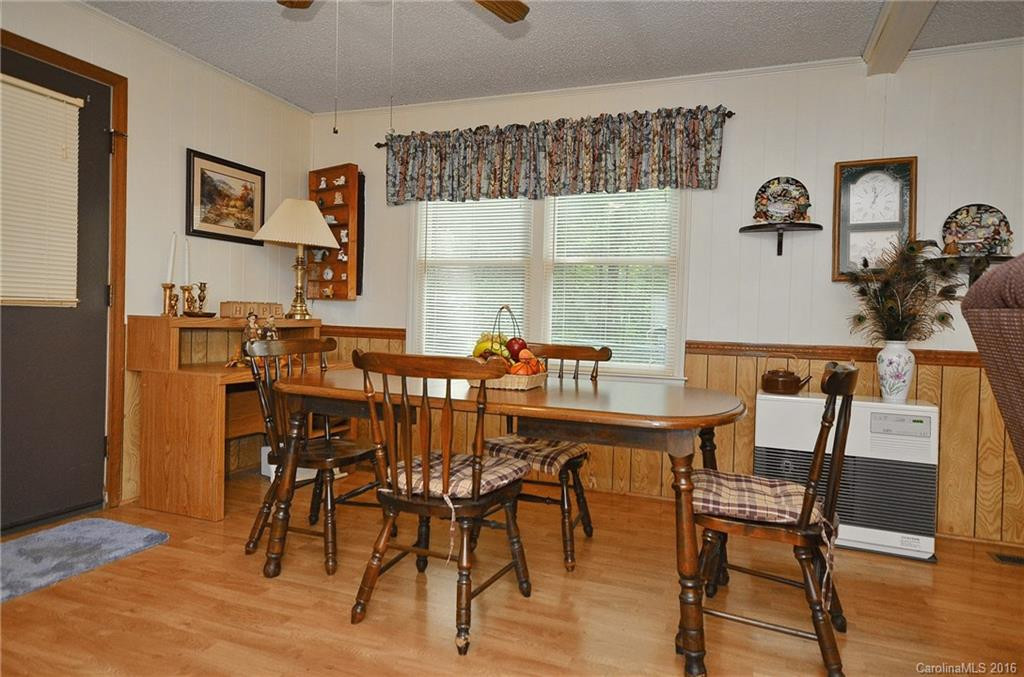 89 Woodfern Drive - Photo 4