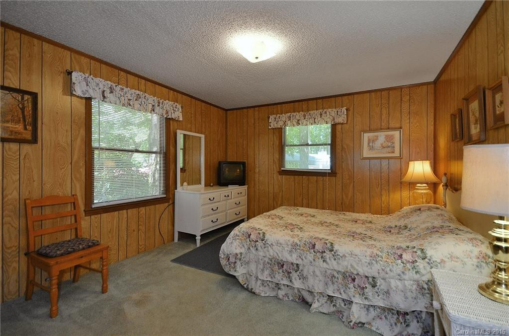 89 Woodfern Drive - Photo 8