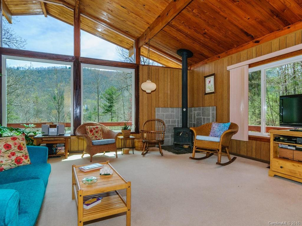156 Foster Hill Drive - Photo 4