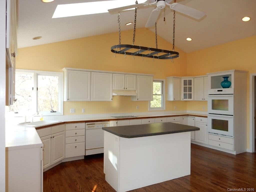 226 Lower Brush Creek Road - Photo 6