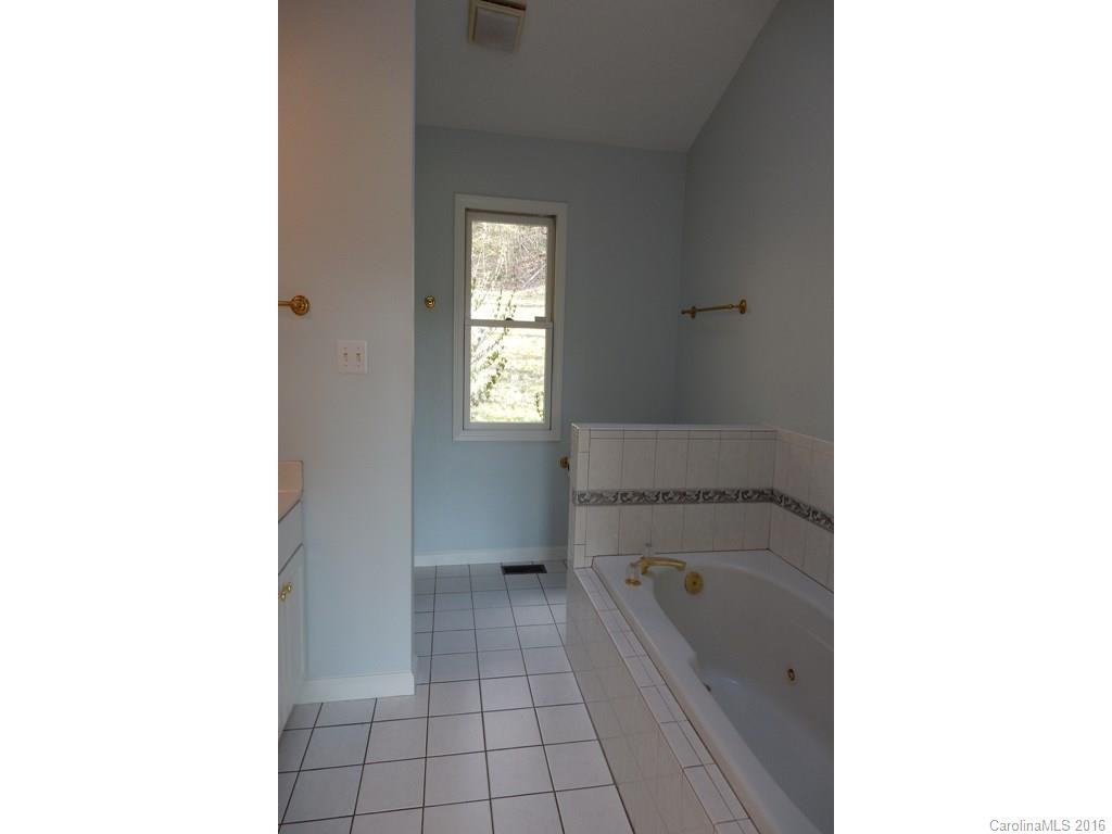 226 Lower Brush Creek Road - Photo 8