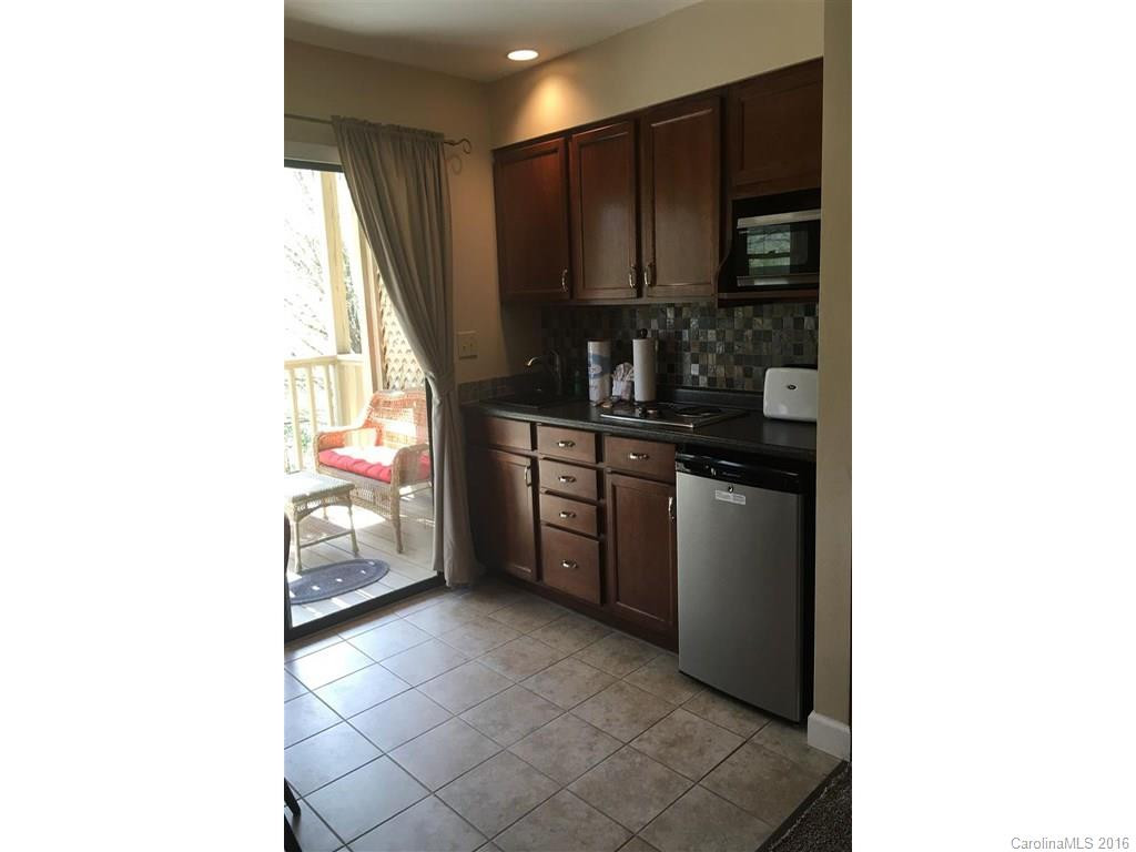 160 Whitney Boulevard #25 - Photo 4