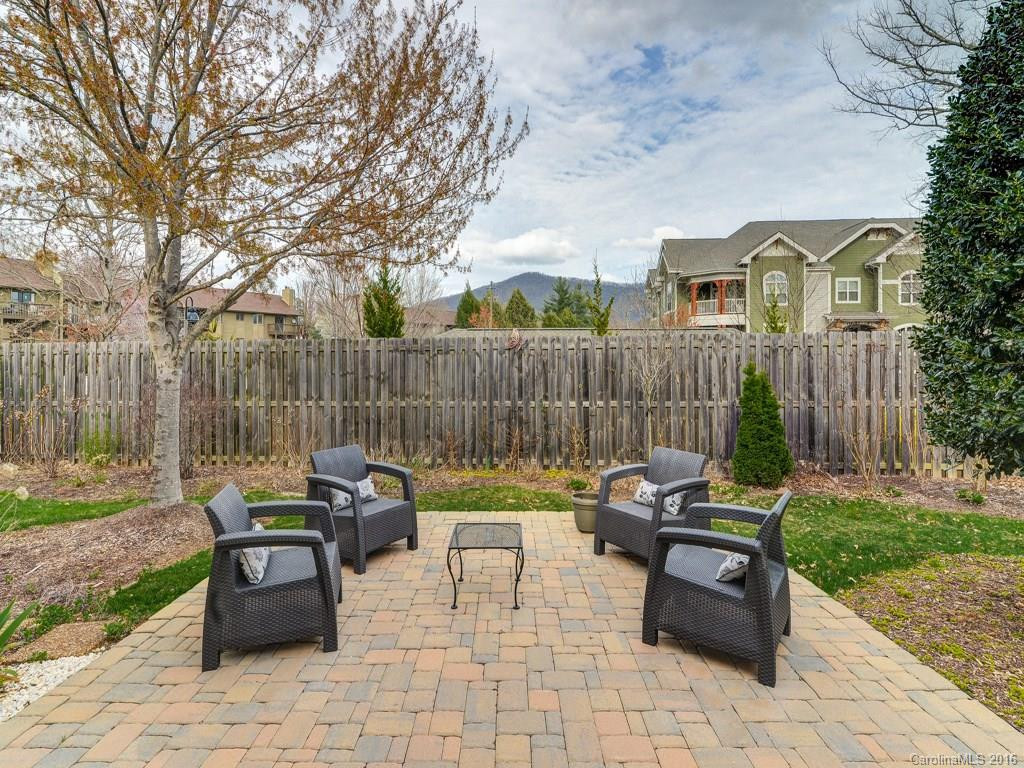 12 Boddington Court #12 - Photo 21