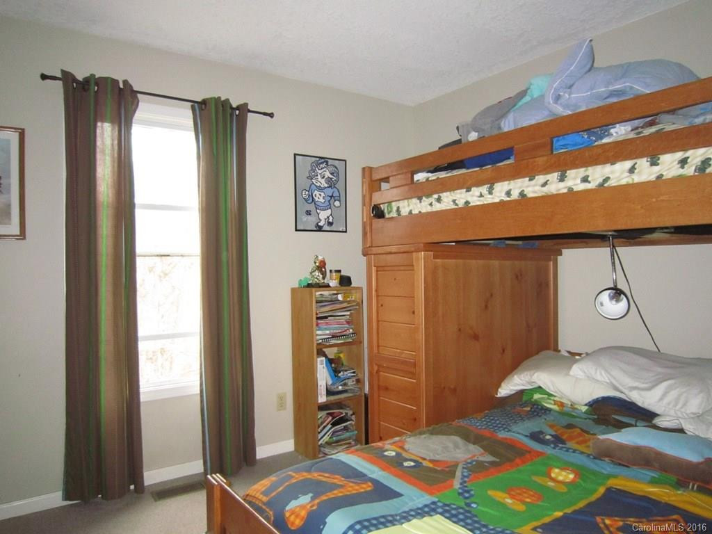 4 Dewey Lane - Photo 12