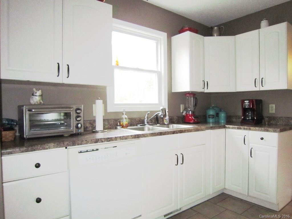 4 Dewey Lane - Photo 7