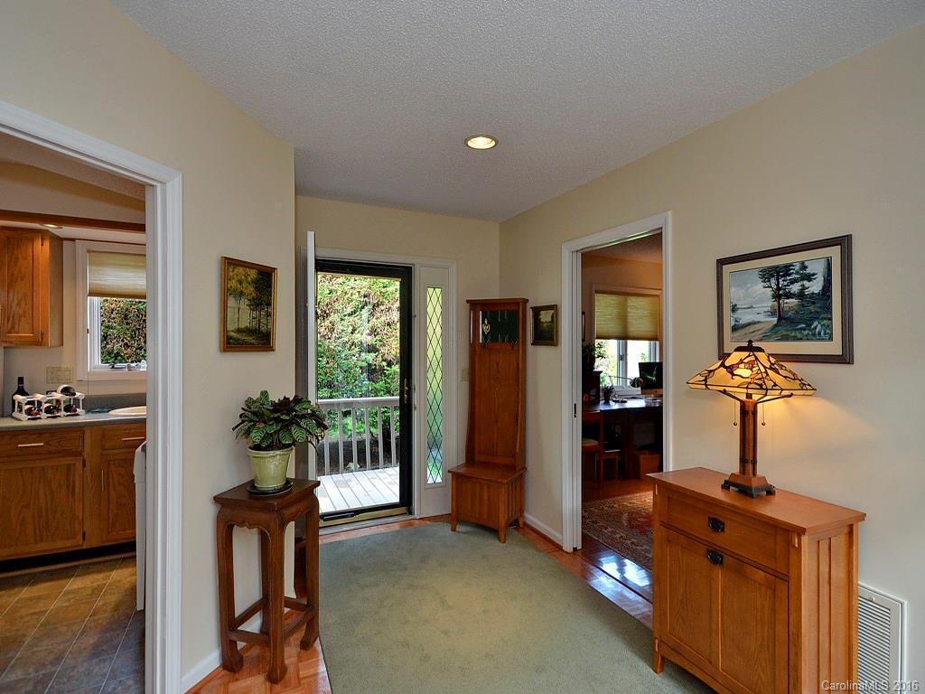 127 Deerlake Drive #127 - Photo 3