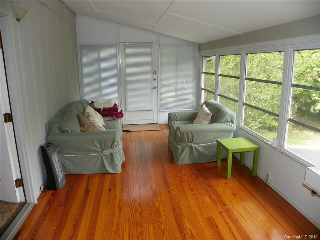 505 9th Avenue - Photo 14