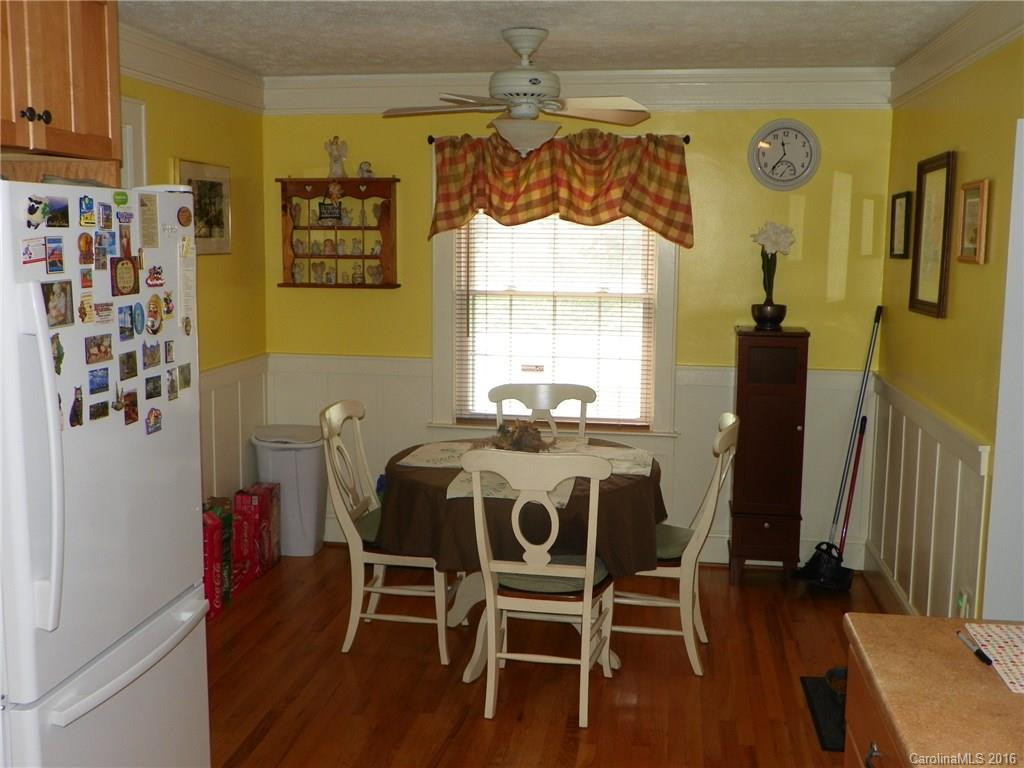 505 9th Avenue - Photo 5