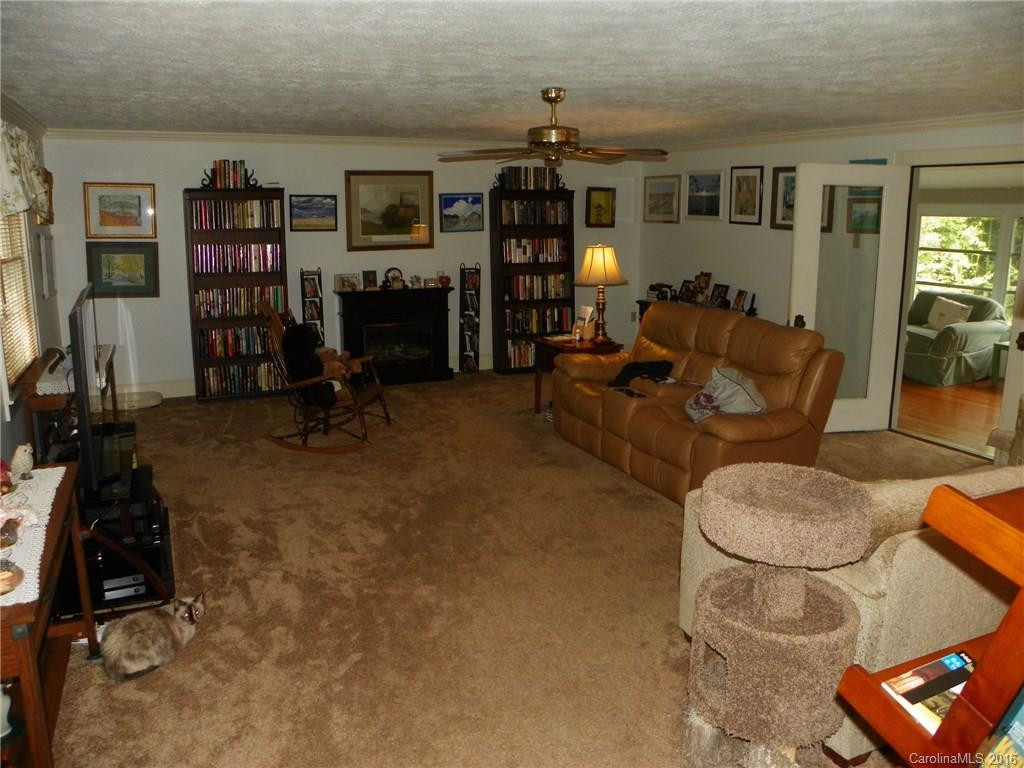 505 9th Avenue - Photo 10