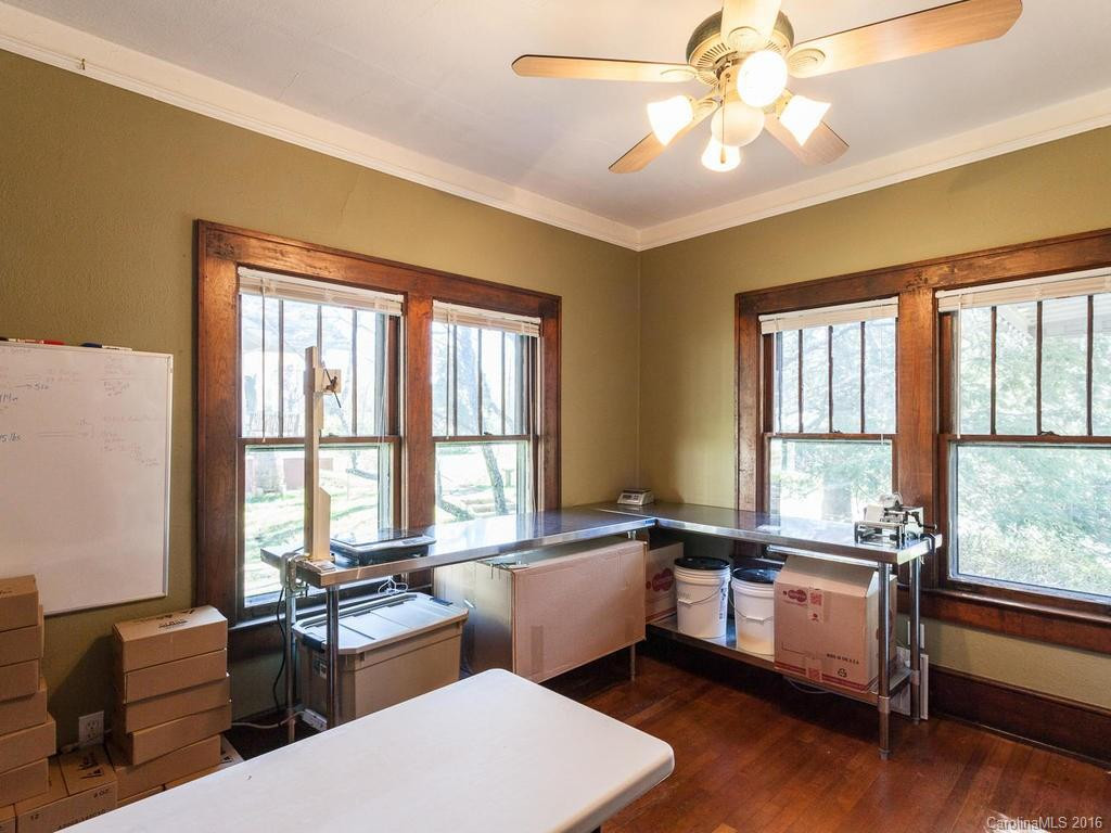 8 Azalea Street - Photo 14