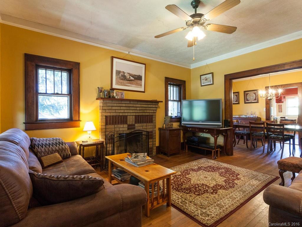 8 Azalea Street - Photo 3