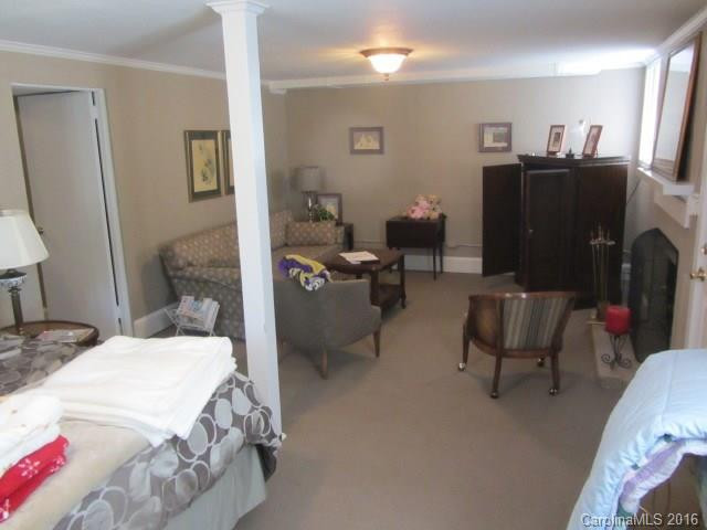 390 Ridgecrest Avenue - Photo 7