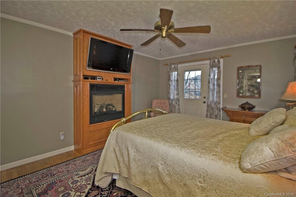 1 Club Crest Drive - Photo 11