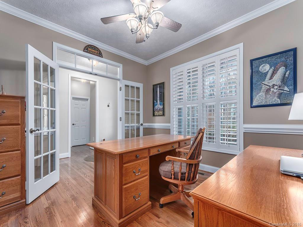 284 Bay Laurel Lane #2022 - Photo 8