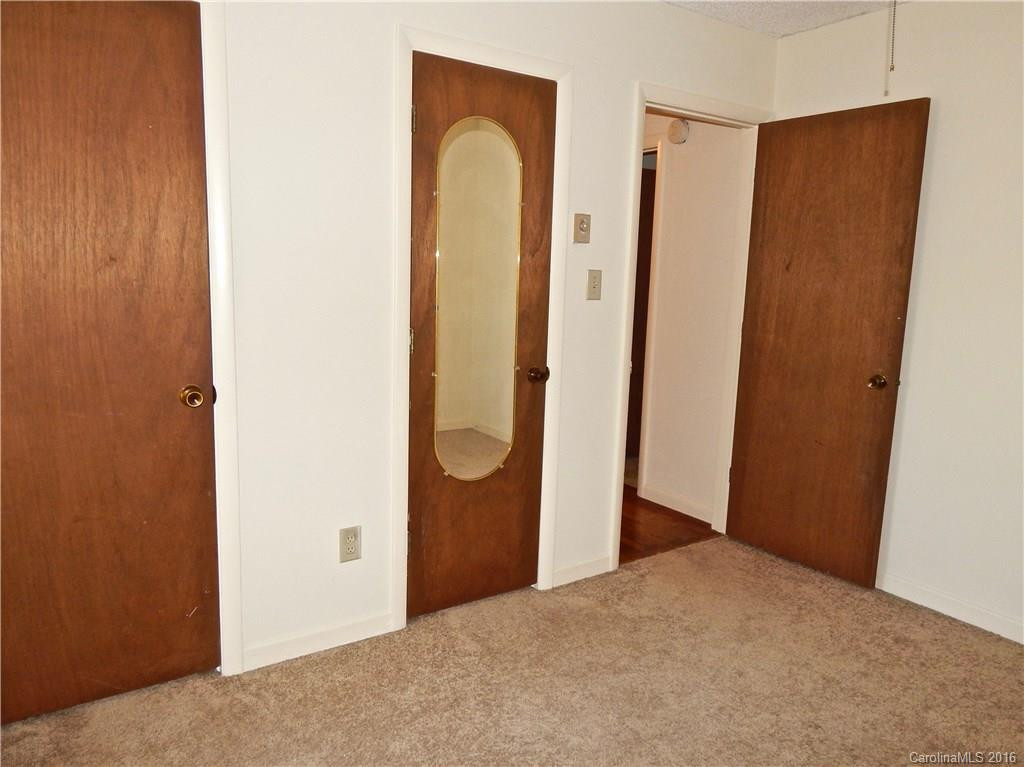 175 Chestnut Place - Photo 12