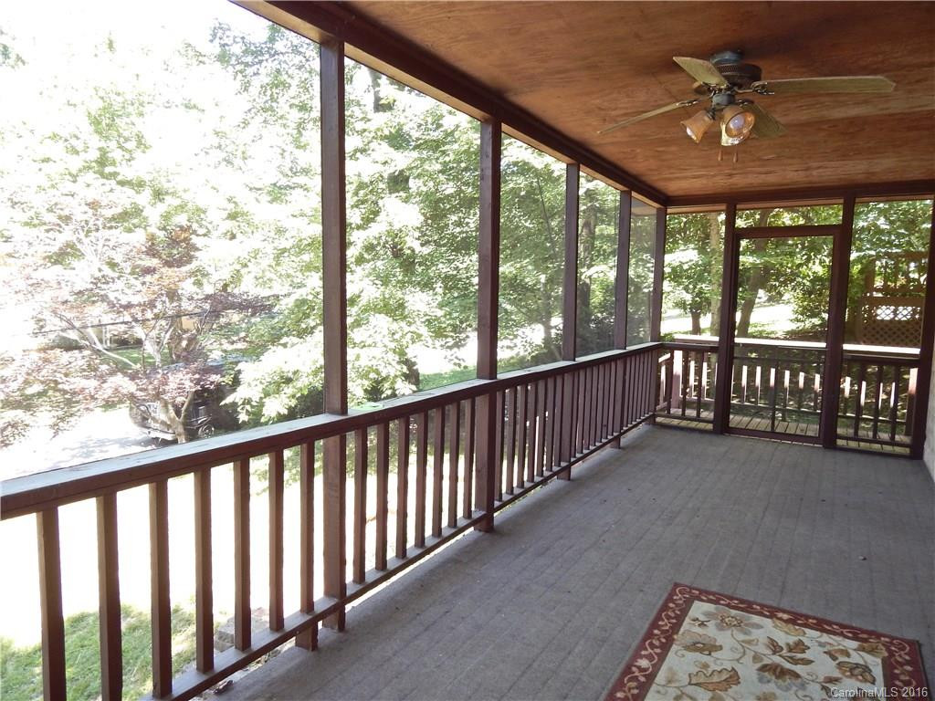 175 Chestnut Place - Photo 17