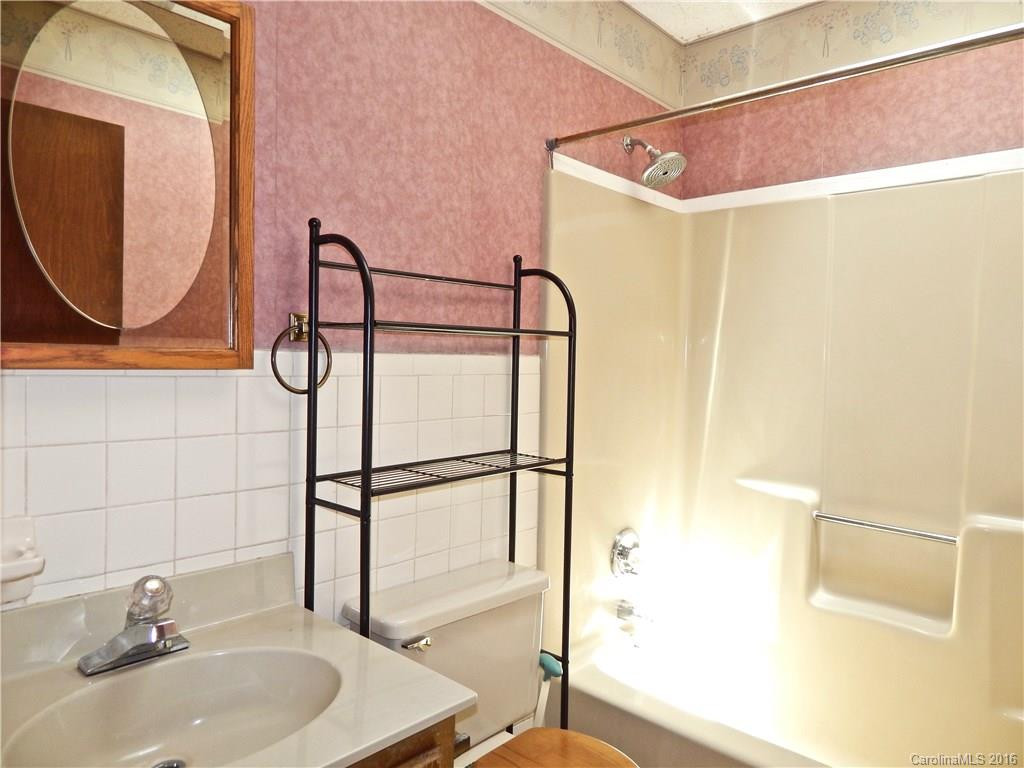 175 Chestnut Place - Photo 7