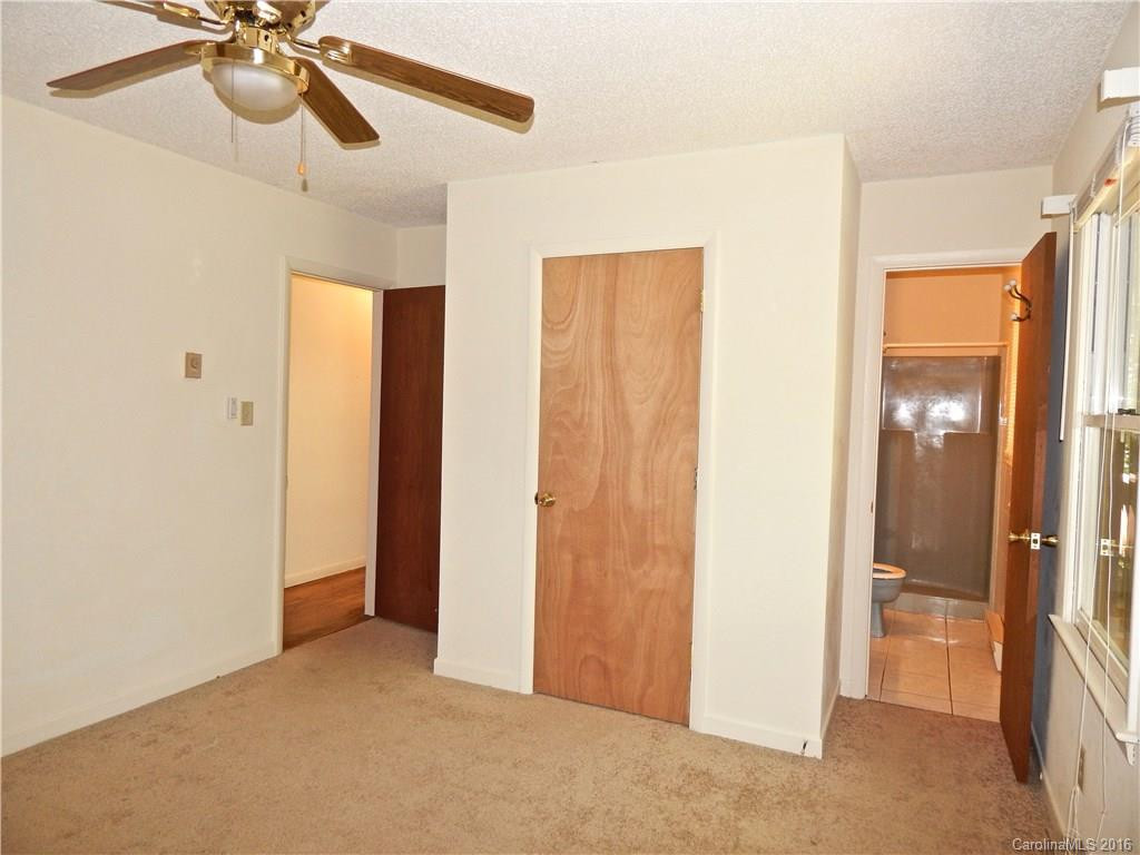 175 Chestnut Place - Photo 8