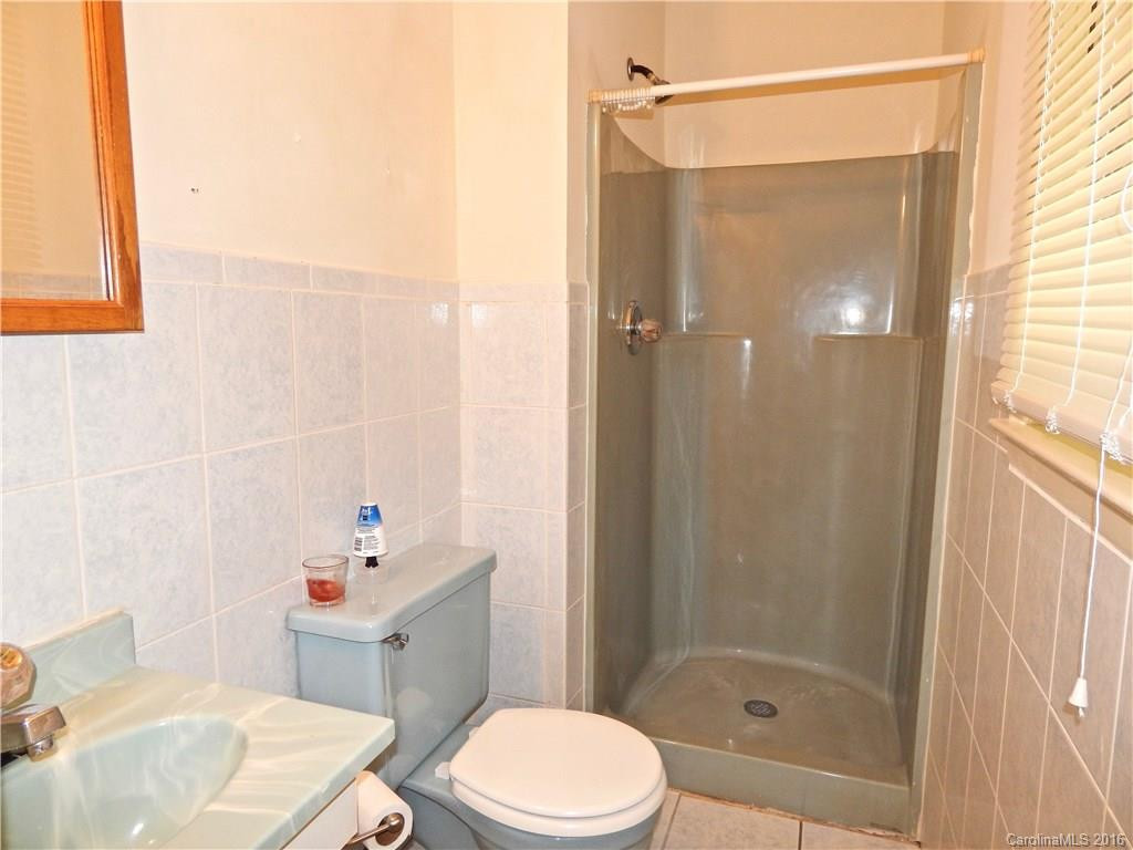 175 Chestnut Place - Photo 9