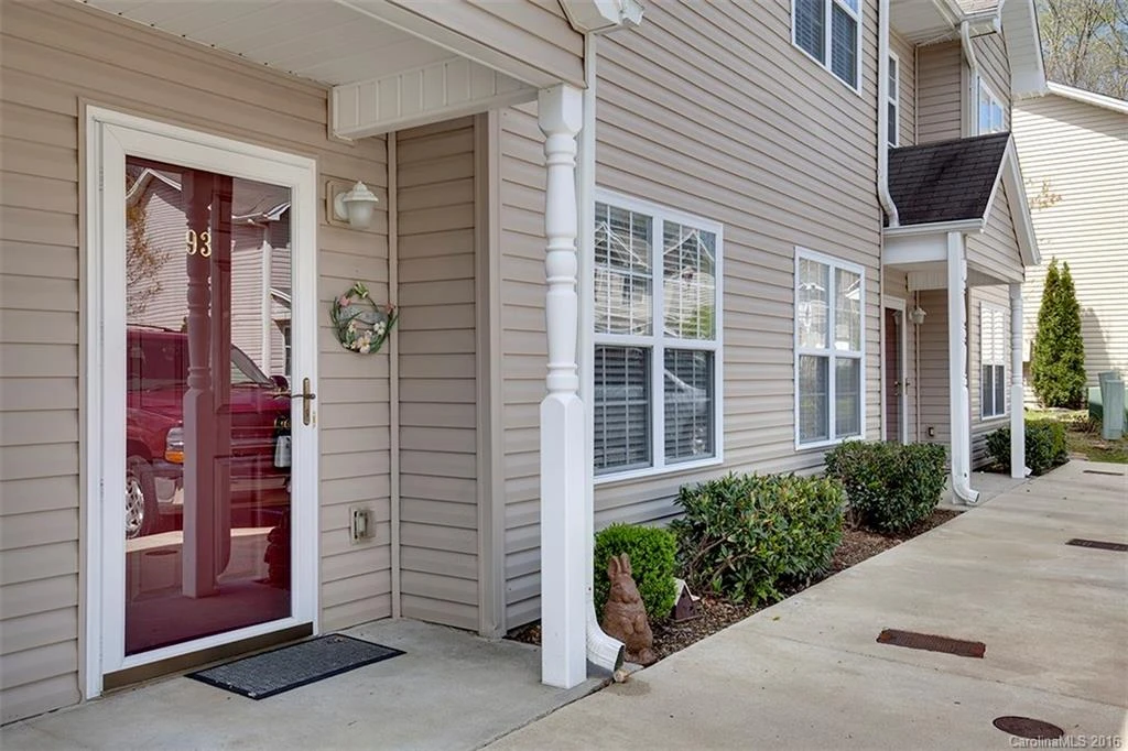 93 Creekside Drive #93