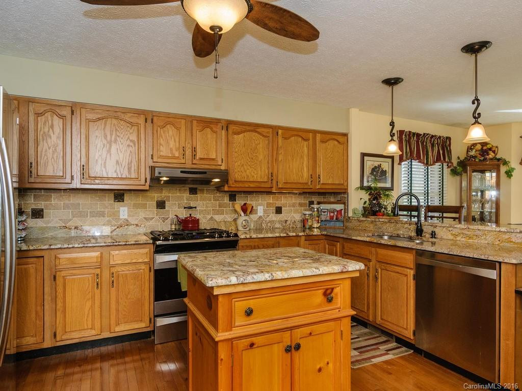 14 Four Oaks Drive - Photo 14