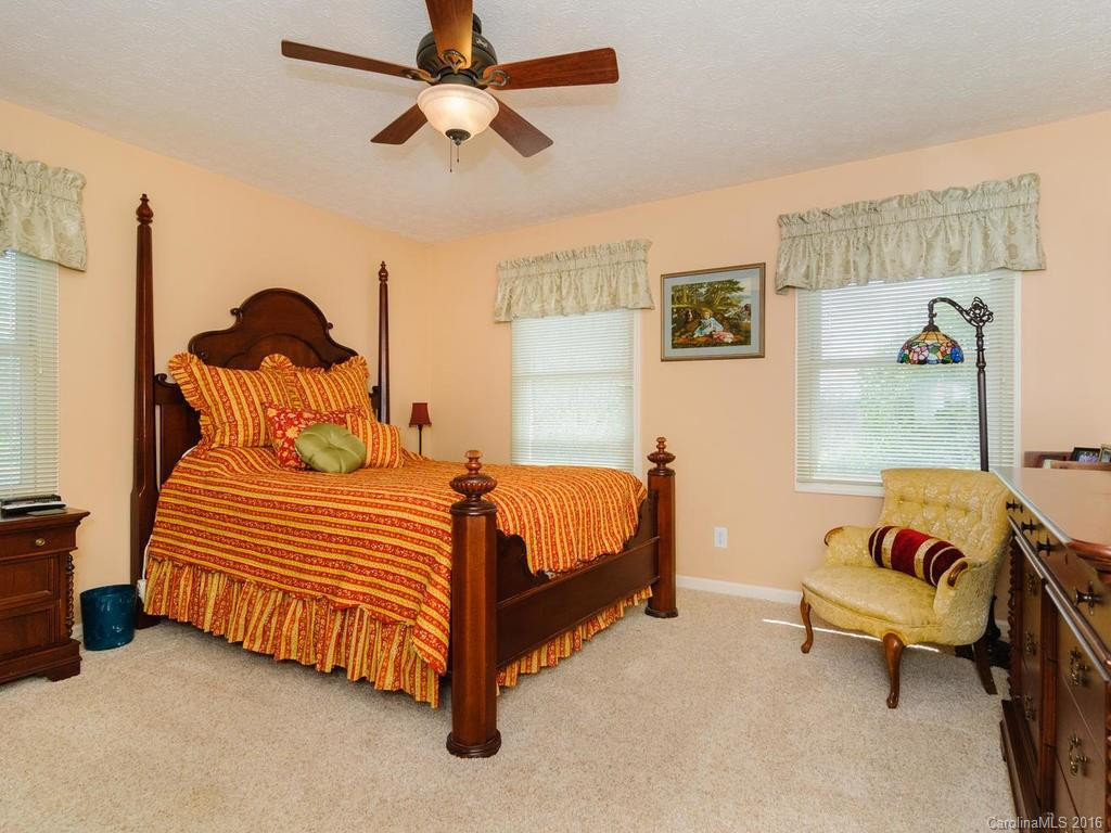 14 Four Oaks Drive - Photo 20