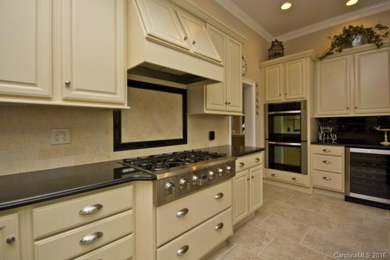 1718 Kanuga Road - Photo 8